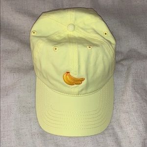 New Ole Henriksen Banana Hat